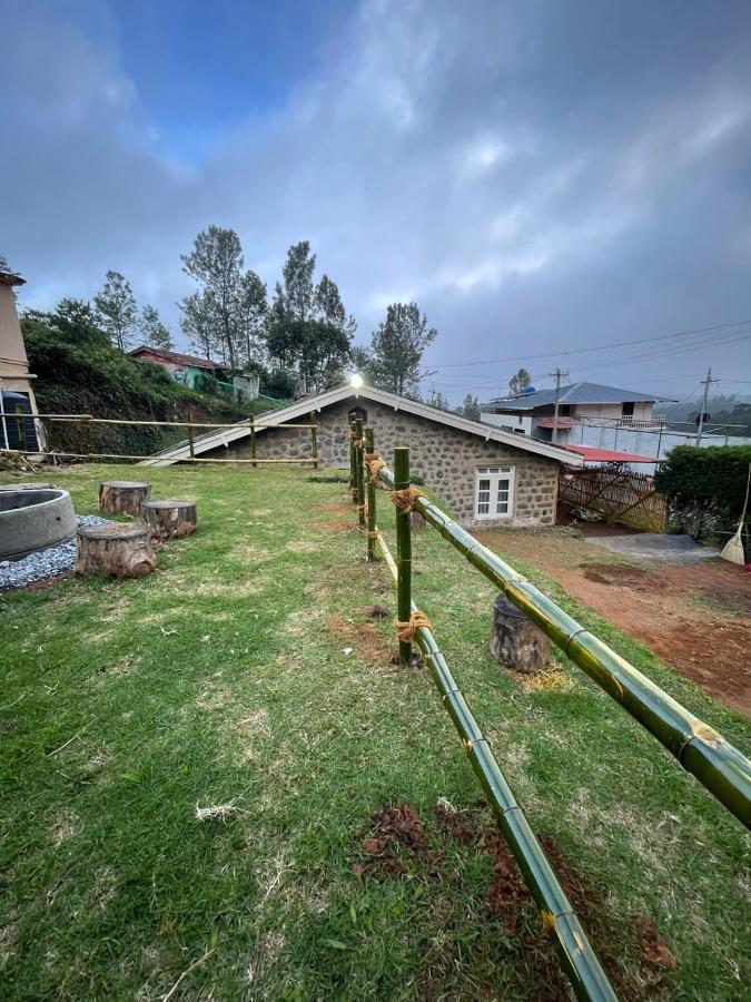 Sandy Holiday Home 5 Bhk Ooty Bagian luar foto